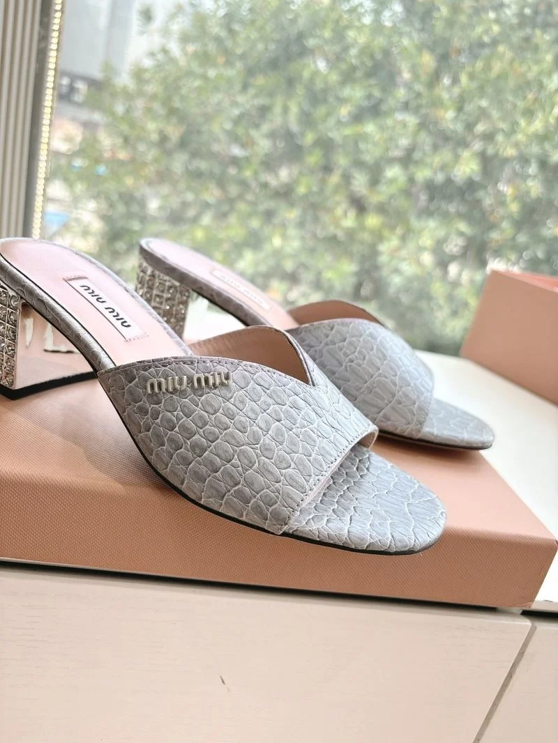 Miu Miu Sandals EasyMatch 9555