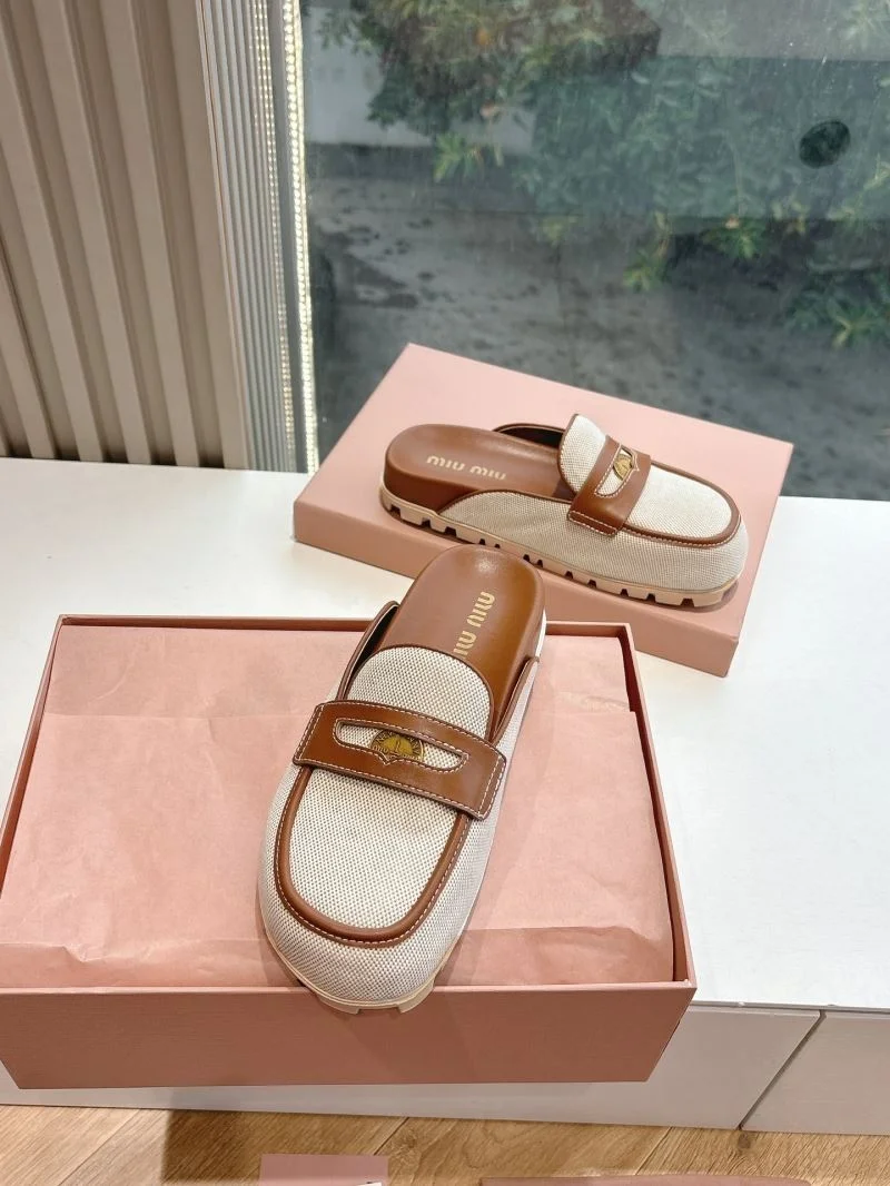 Miu Miu Sandals Flexible 9545