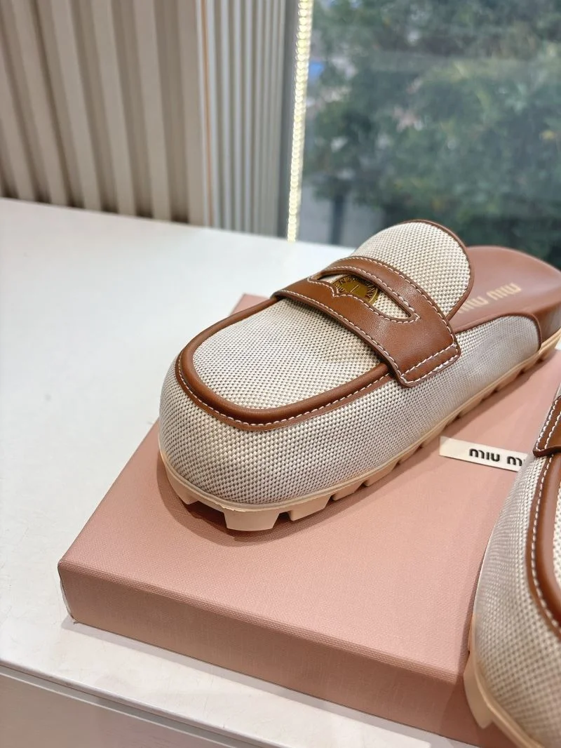 Miu Miu Sandals Flexible 9545