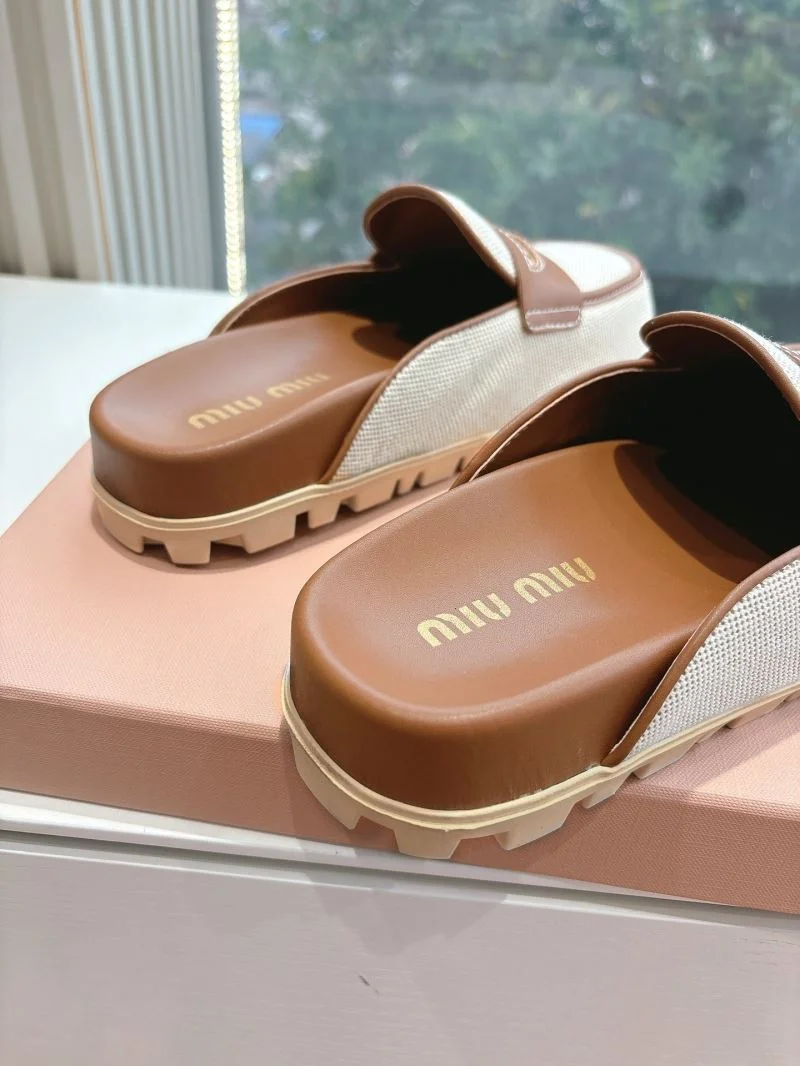 Miu Miu Sandals Flexible 9545