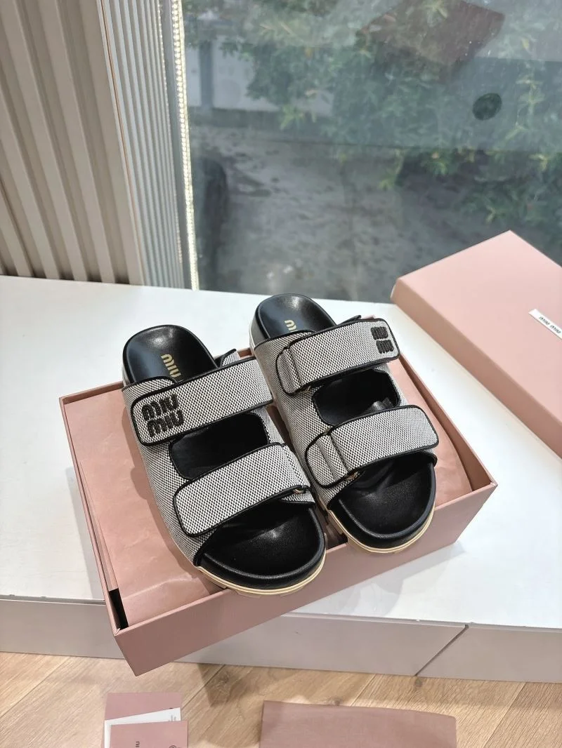 Bold Miu Miu Sandals 9603