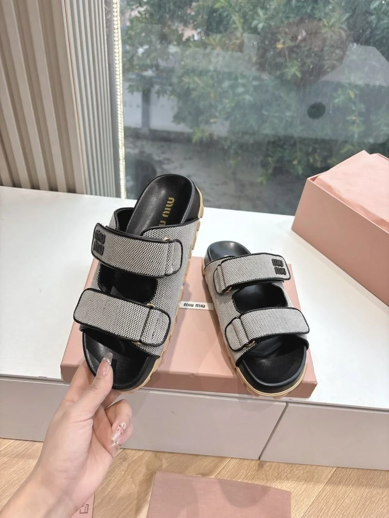 Bold Miu Miu Sandals 9603