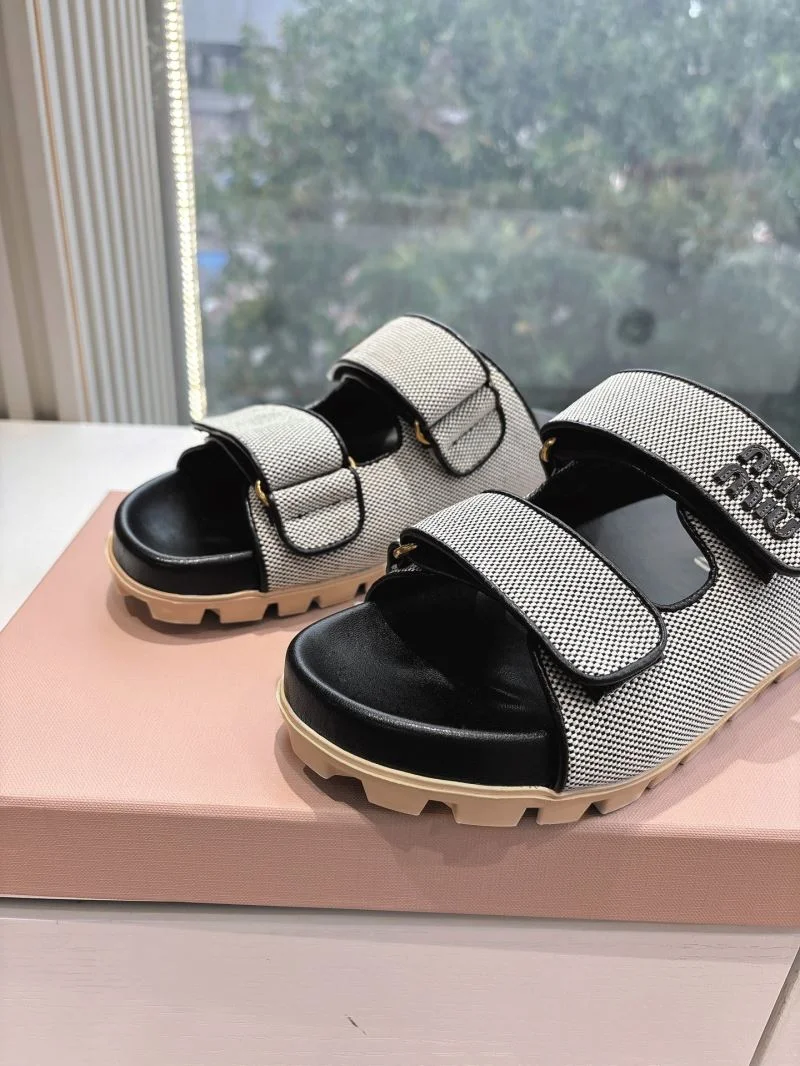 Bold Miu Miu Sandals 9603