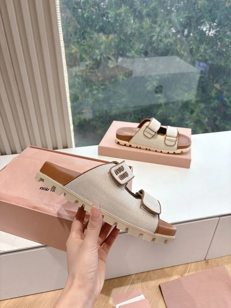 Compact Miu Miu Sandals 9538
