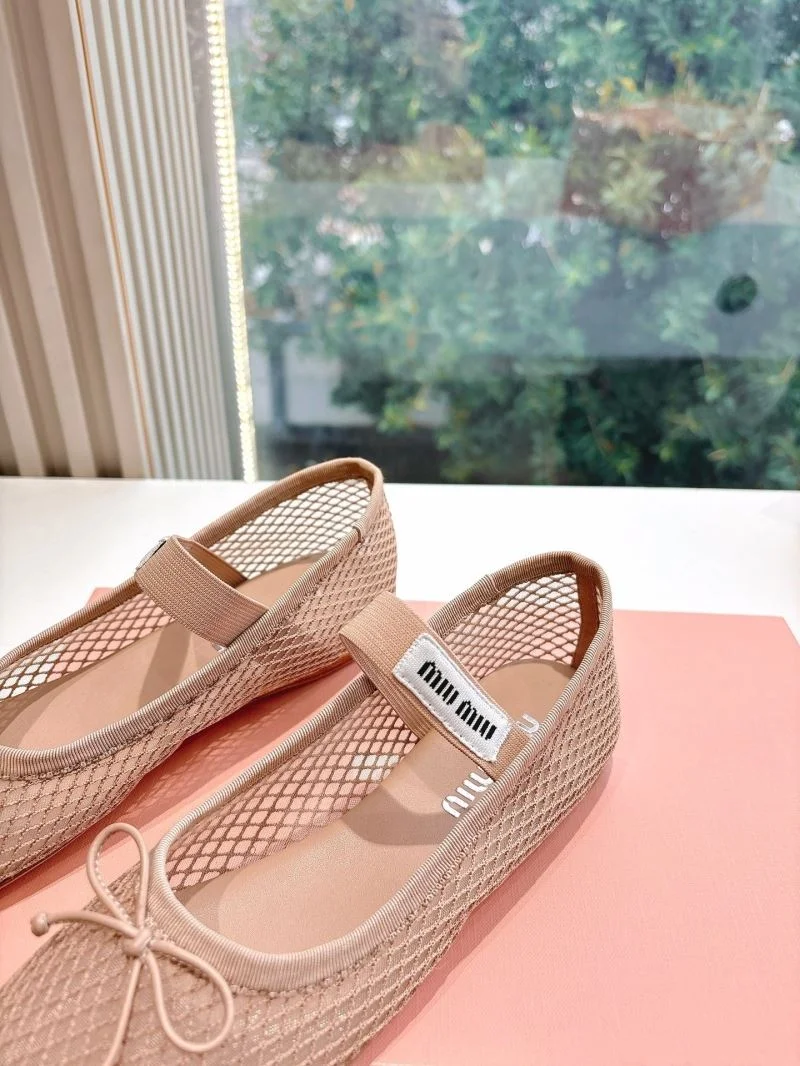 WrinkleFree Miu Miu Sandals 9553