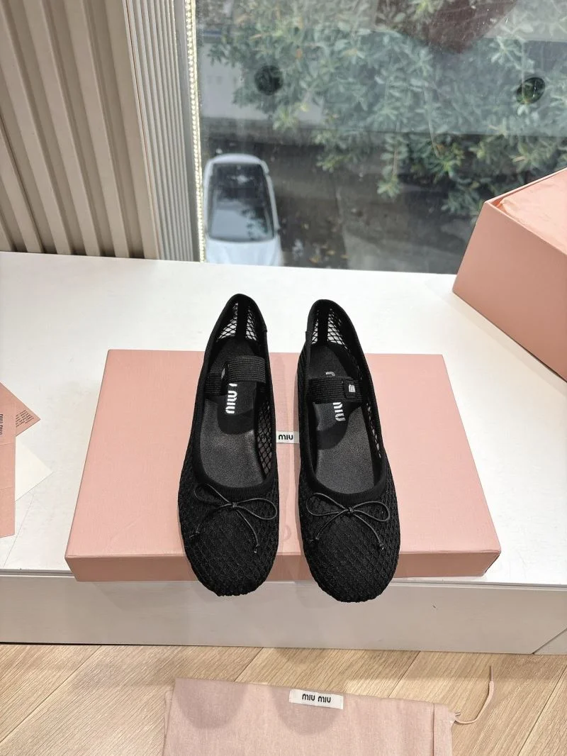 AllSeason Miu Miu Sandals 9527