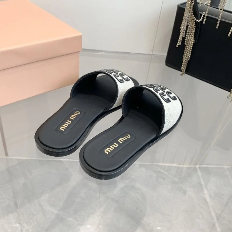 Miu Miu Sandals Packable 9526