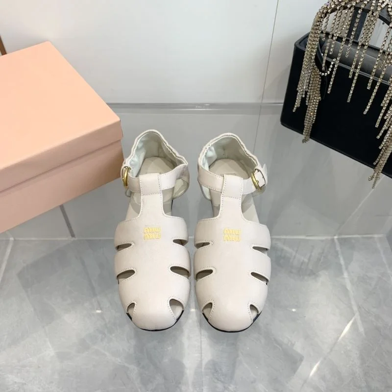 Miu Miu Sandals Sophisticated 9544