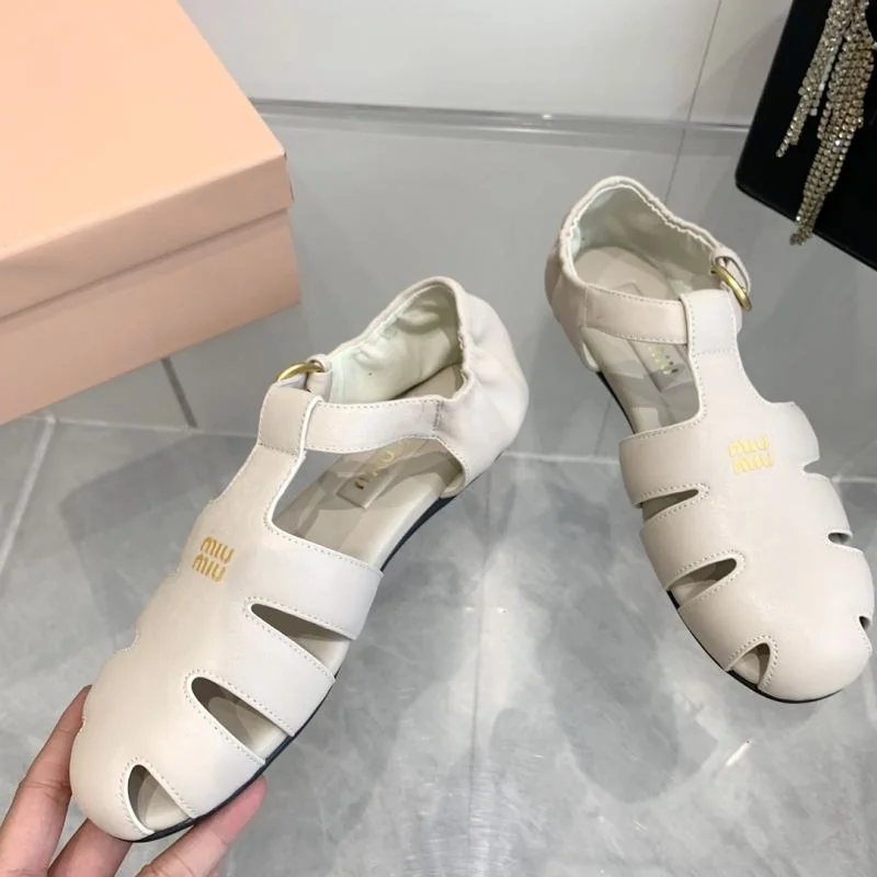 Miu Miu Sandals Sophisticated 9544