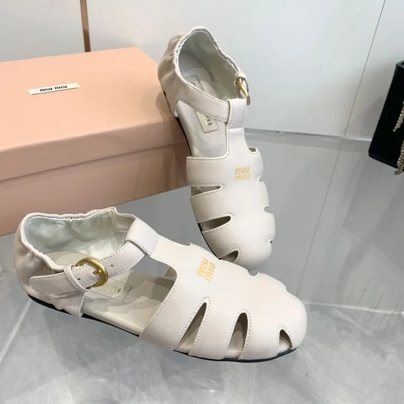 Miu Miu Sandals Sophisticated 9544