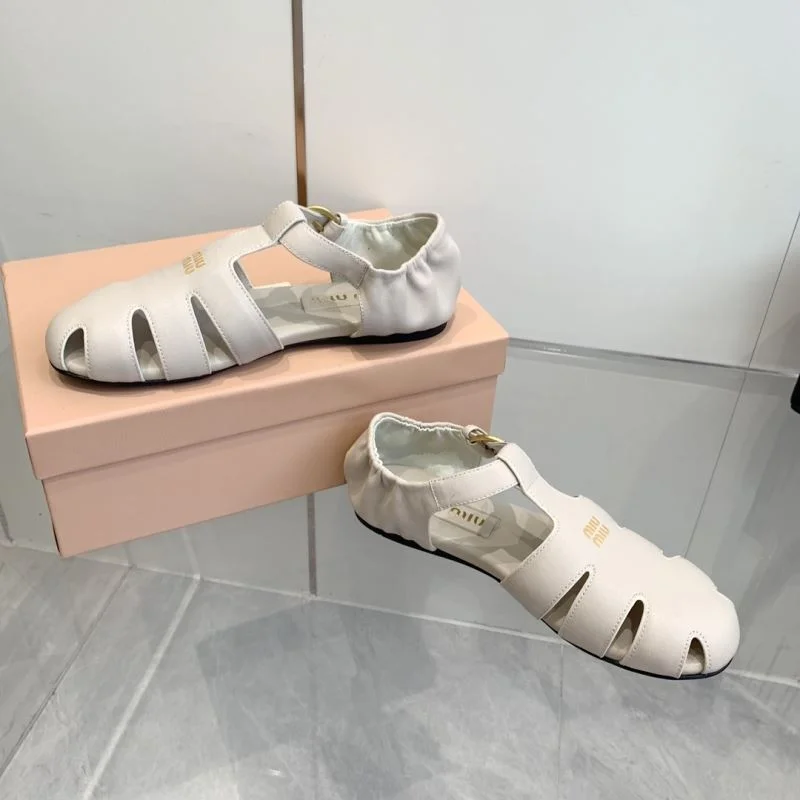 Miu Miu Sandals Sophisticated 9544