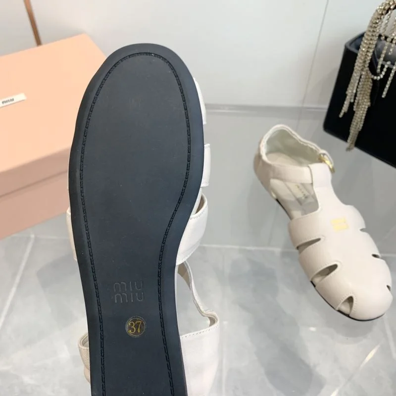Miu Miu Sandals Sophisticated 9544