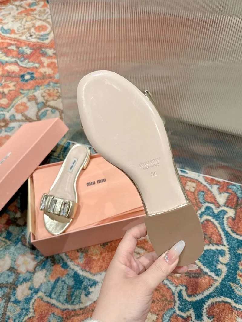 Miu Miu Sandals EasyMatch 9520