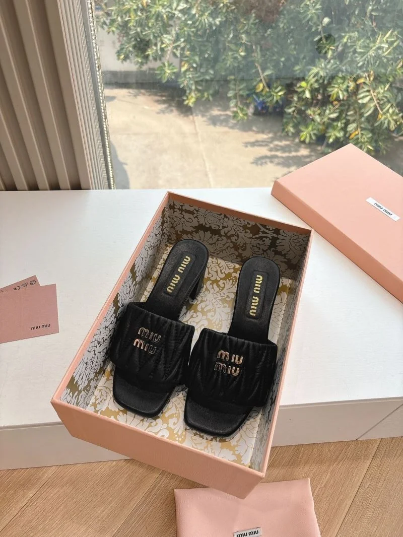 Miu Miu Sandals Durable 9528