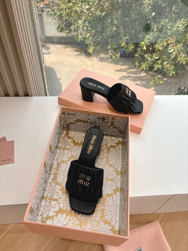 Miu Miu Sandals Durable 9528