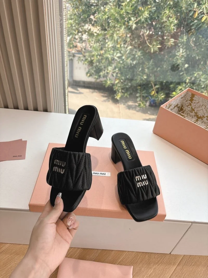 Miu Miu Sandals Durable 9528