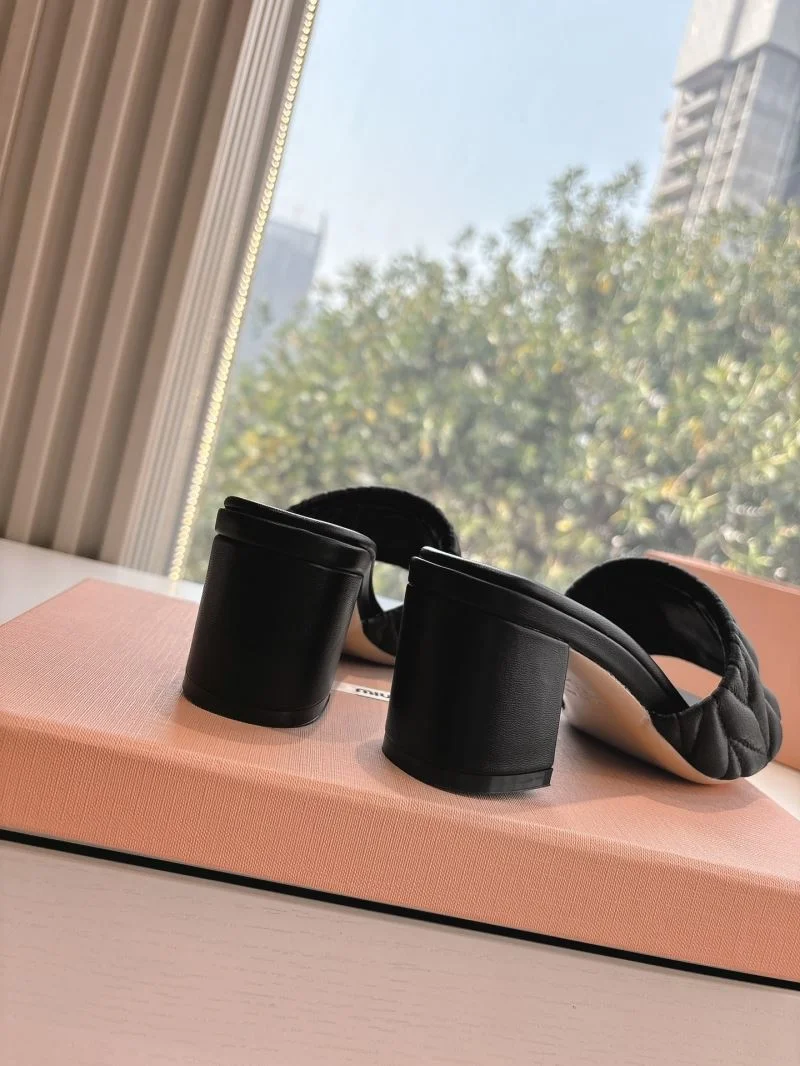 Miu Miu Sandals Durable 9528