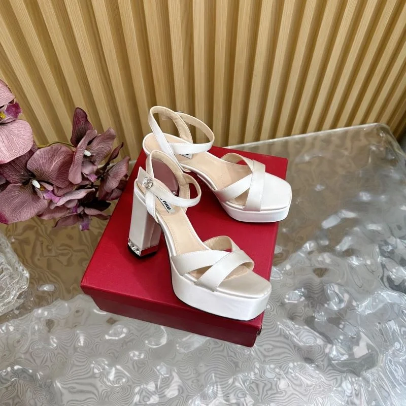 Miu Miu Sandals Unique 9535