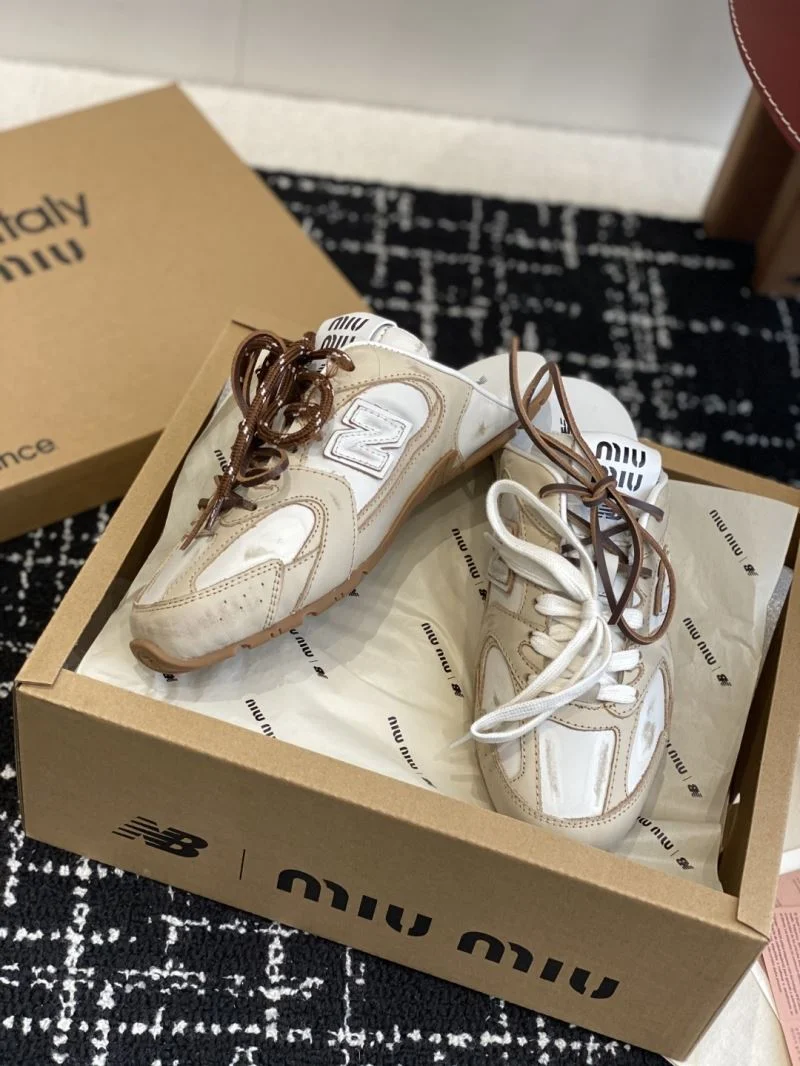 Miu Miu Sandals EasyMatch 9504