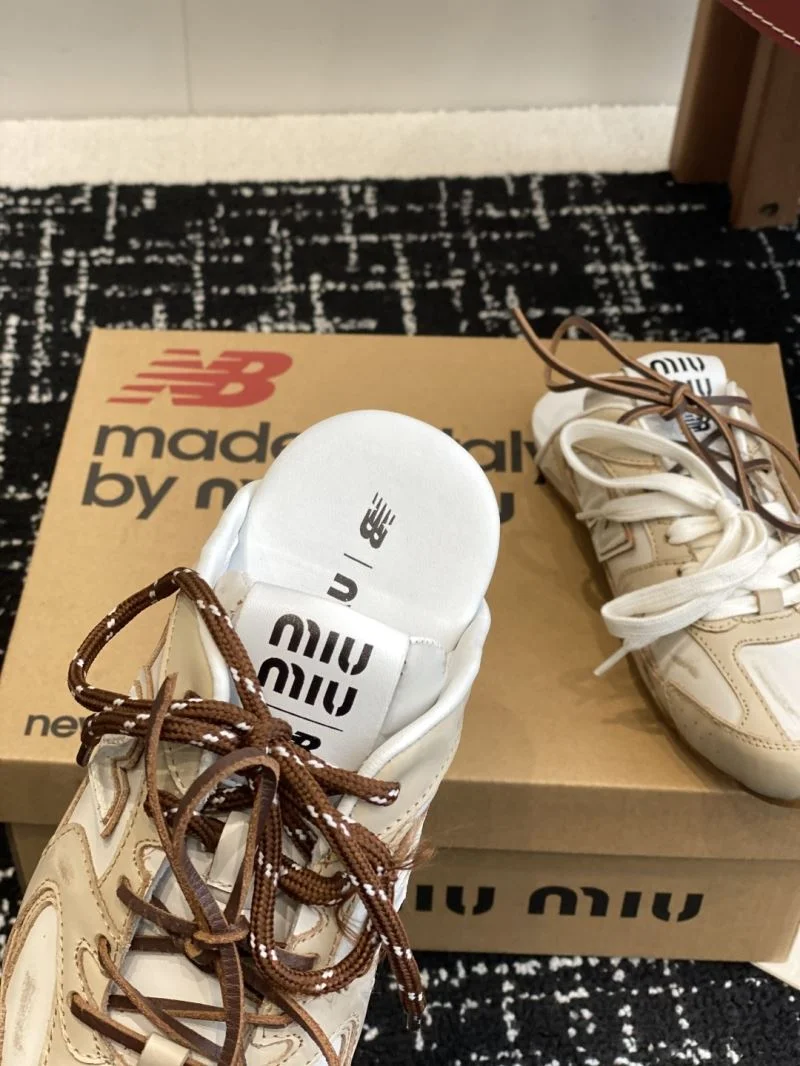 Miu Miu Sandals EasyMatch 9504