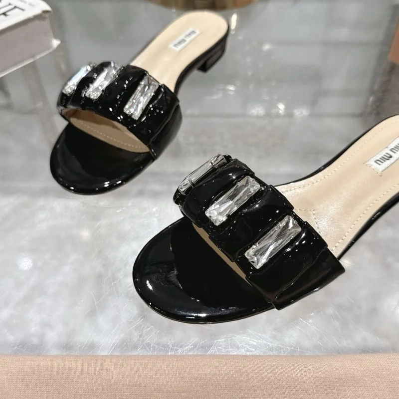 Elegant Miu Miu Sandals 9575
