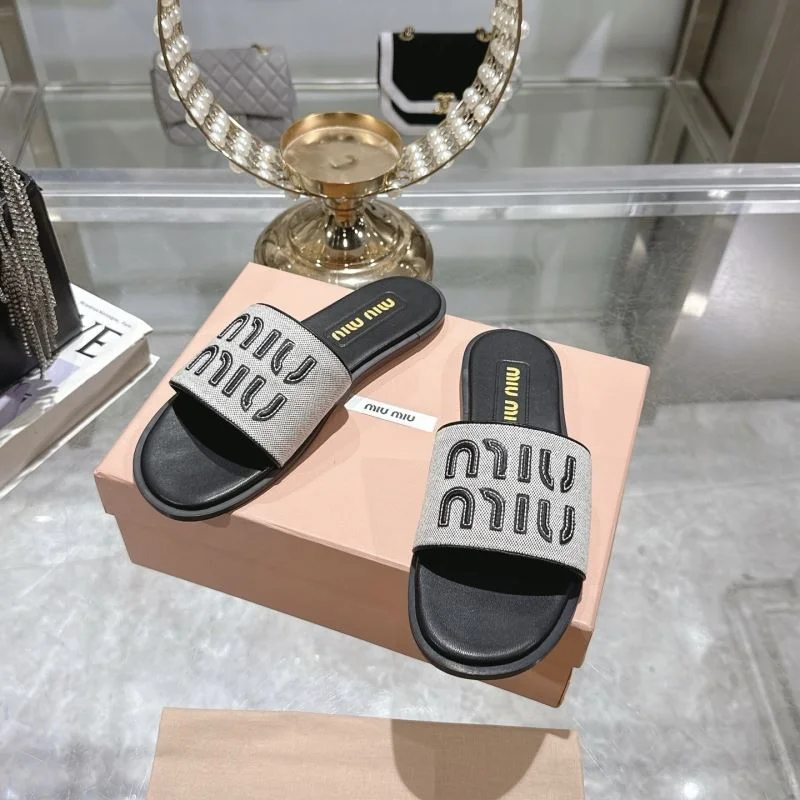 Miu Miu Sandals ZipUp 9550