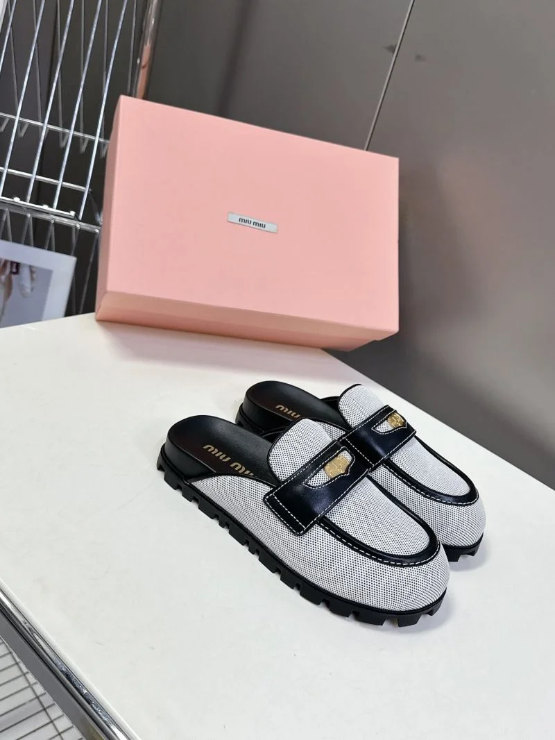 Unique Miu Miu Sandals 9508