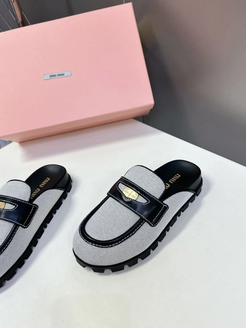 Unique Miu Miu Sandals 9508