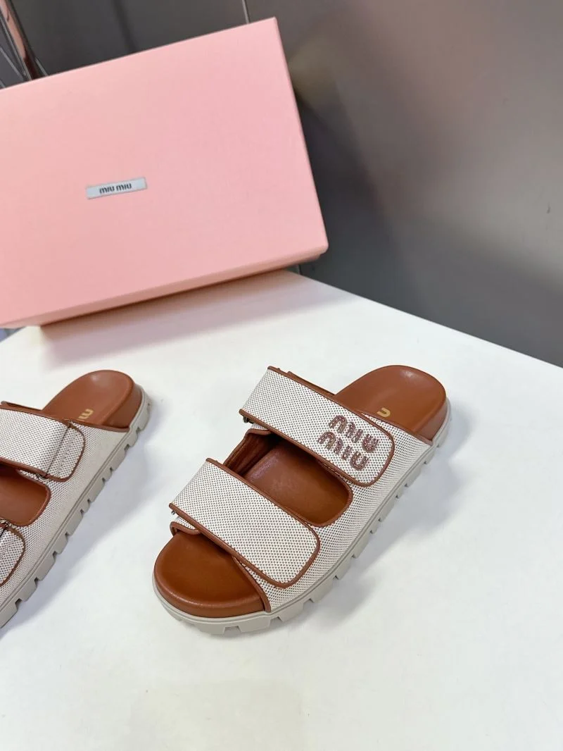 Elegant Miu Miu Sandals 9500