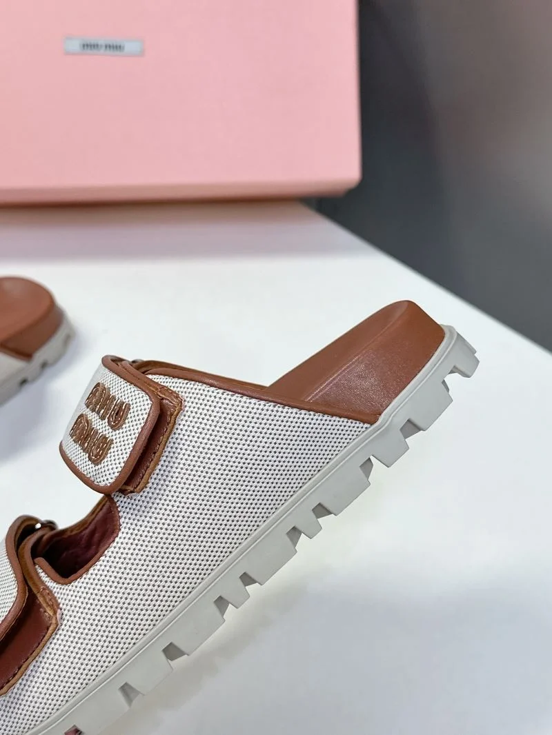 Elegant Miu Miu Sandals 9500