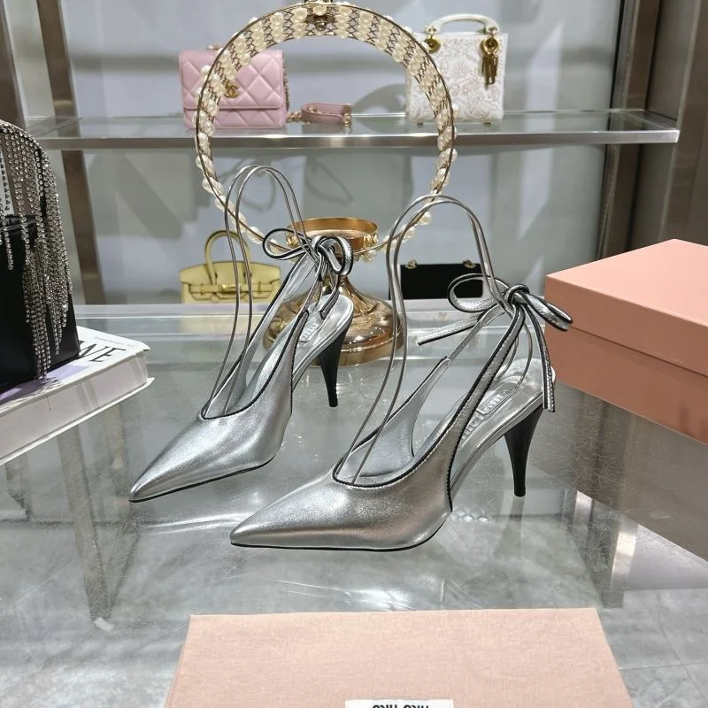 Miu Miu Sandals Fashionable 9486