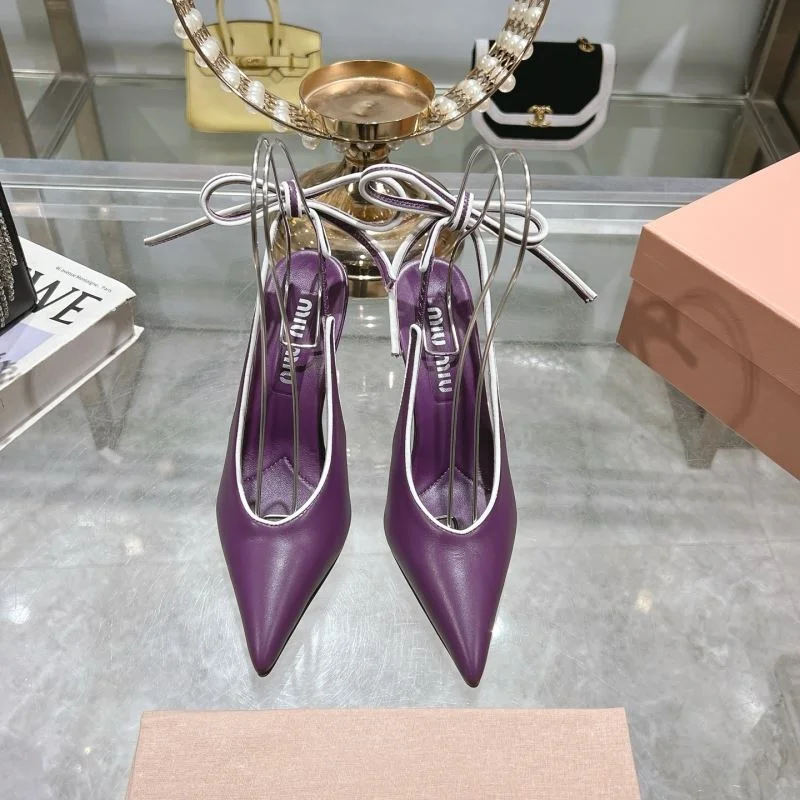 Trendsetting Miu Miu Sandals 9487