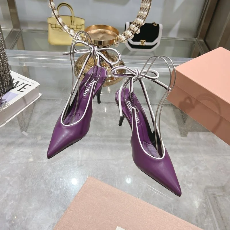 Trendsetting Miu Miu Sandals 9487