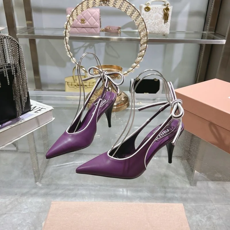 Trendsetting Miu Miu Sandals 9487