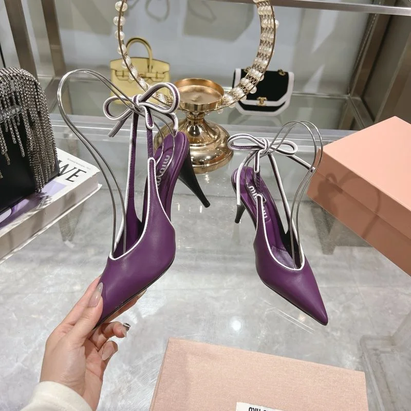 Trendsetting Miu Miu Sandals 9487