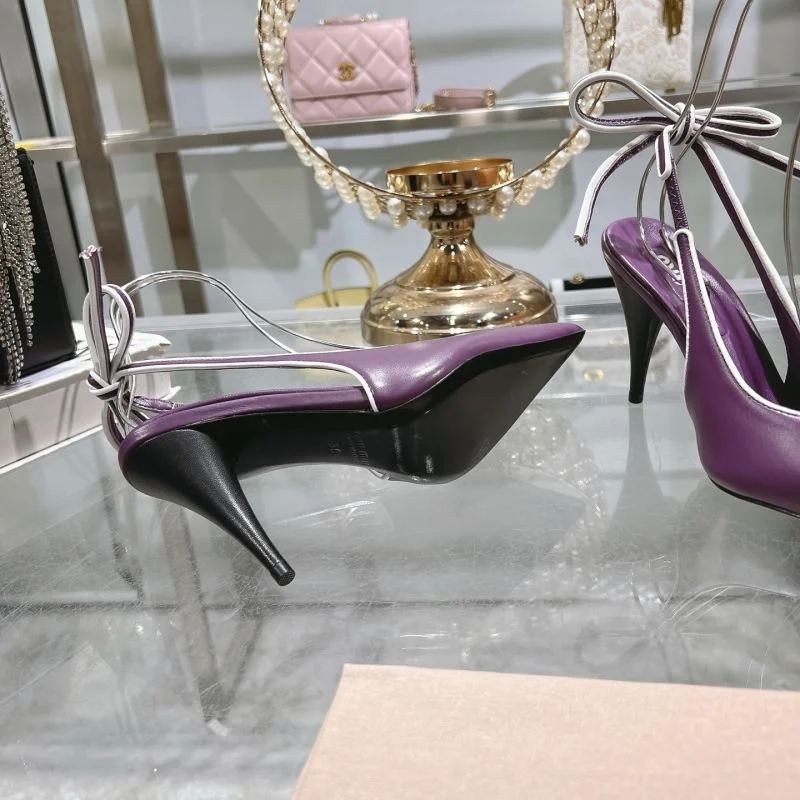 Trendsetting Miu Miu Sandals 9487