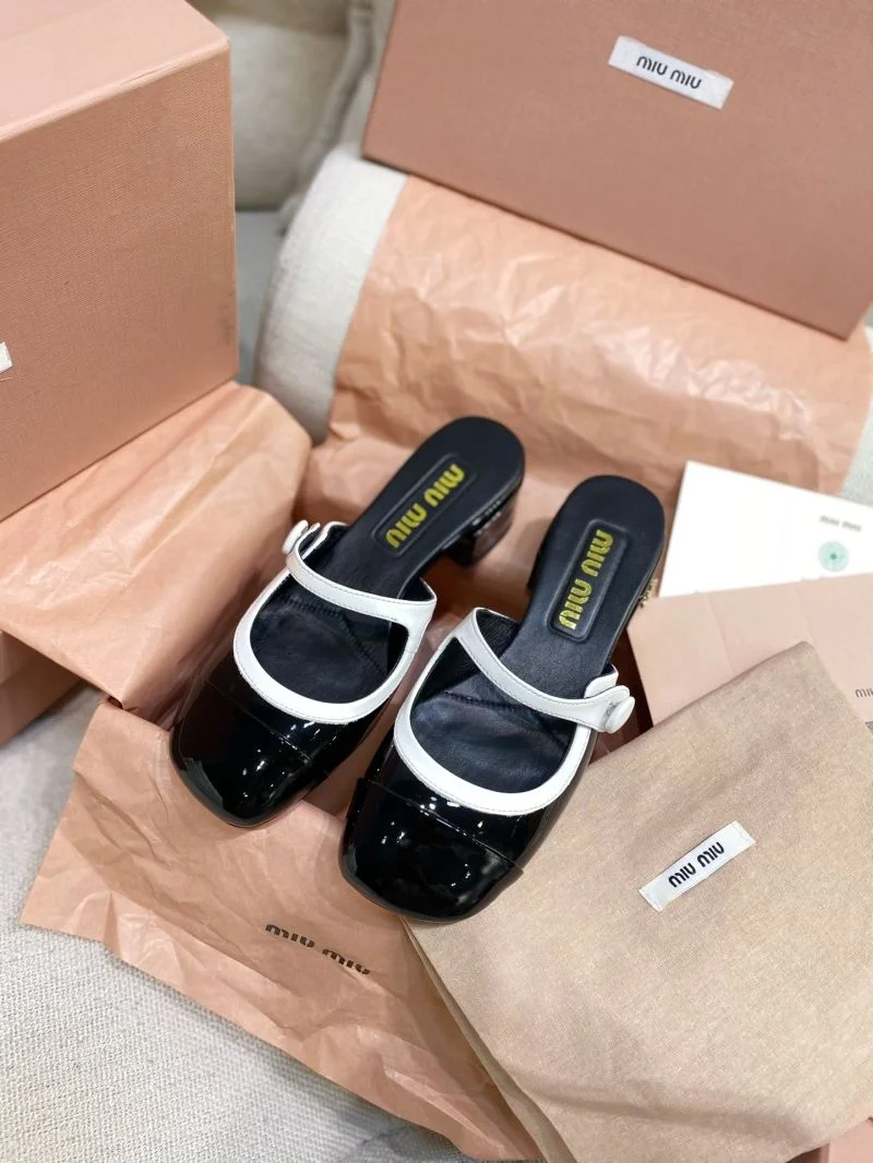 Miu Miu Sandals Efficient 9501