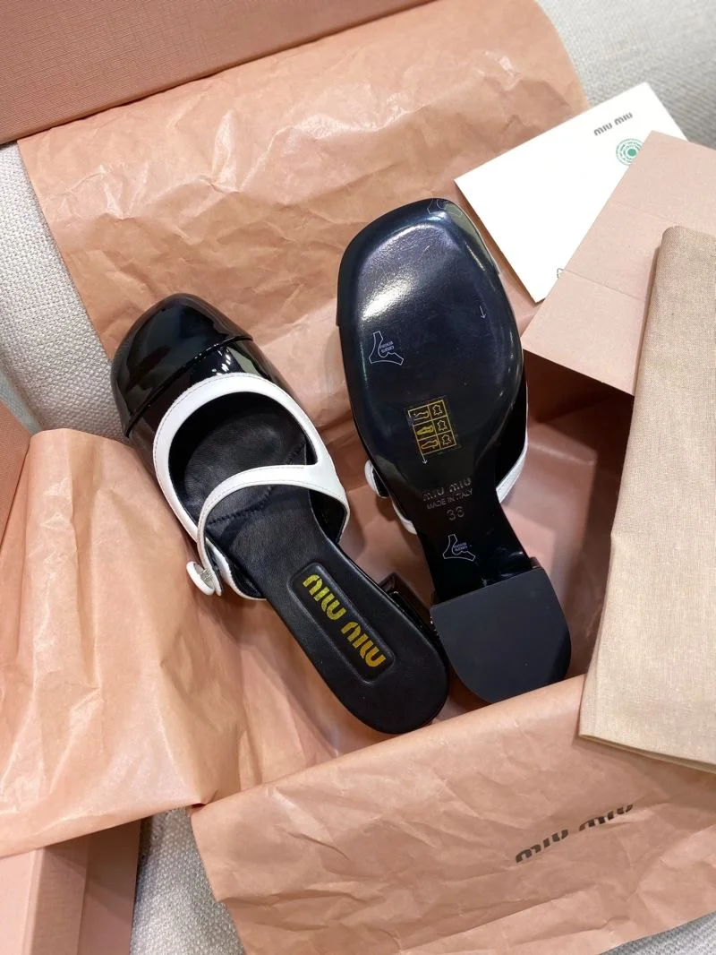 Miu Miu Sandals Efficient 9501
