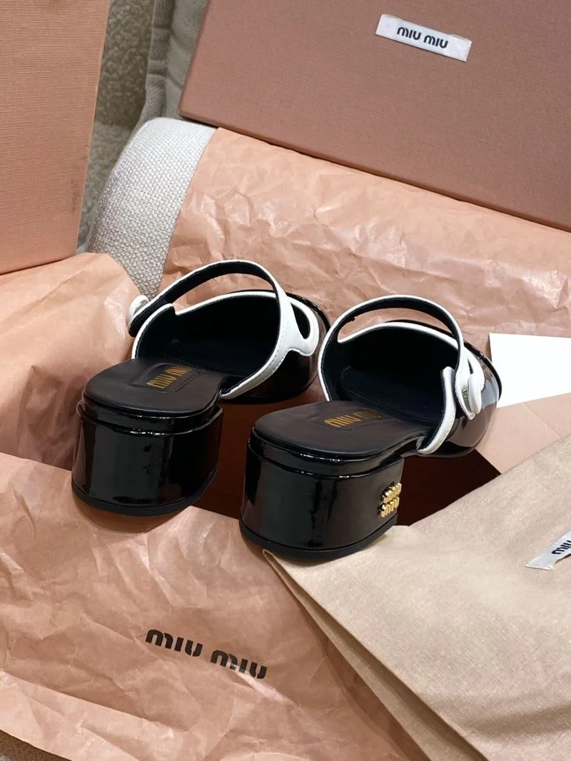 Miu Miu Sandals Efficient 9501