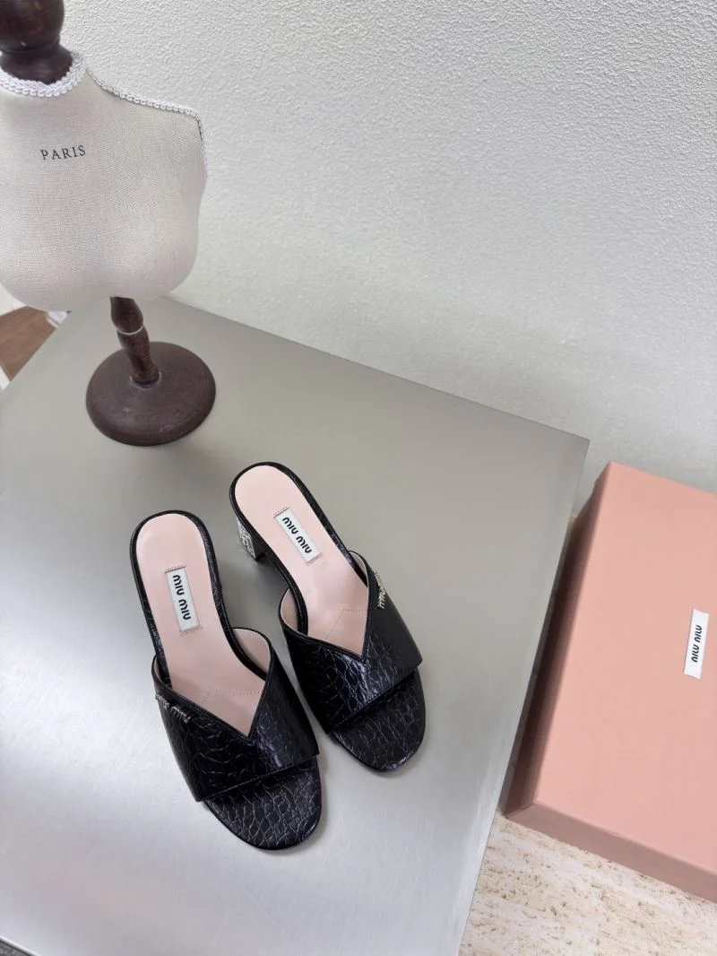 Miu Miu Sandals Lightweight 9471