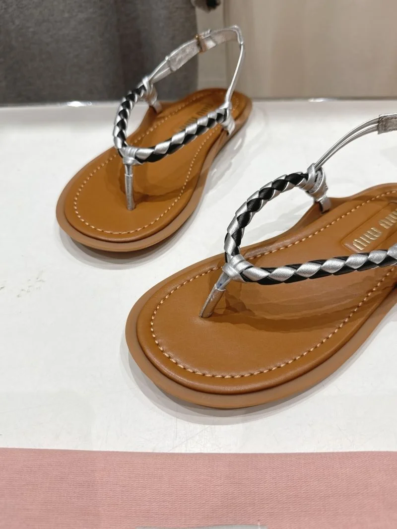 Miu Miu Sandals Lightweight 9474