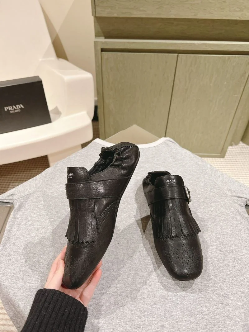 Miu Miu Sandals Chic 15511