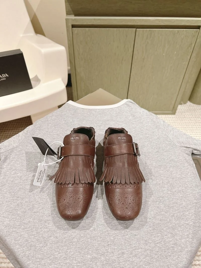 Miu Miu Sandals Packable 15490