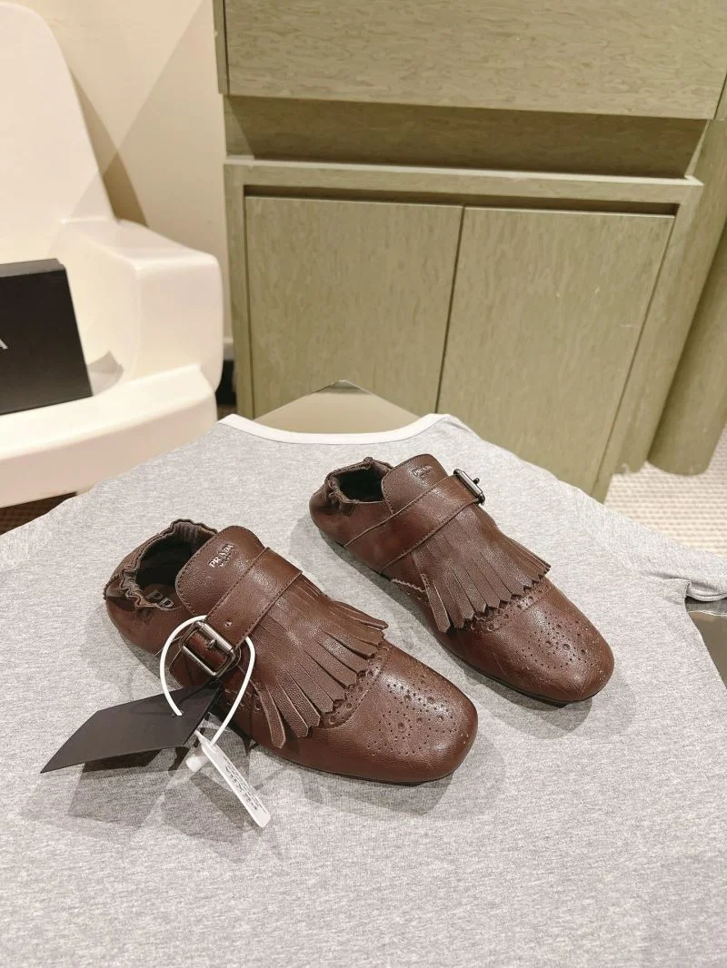 Miu Miu Sandals Packable 15490