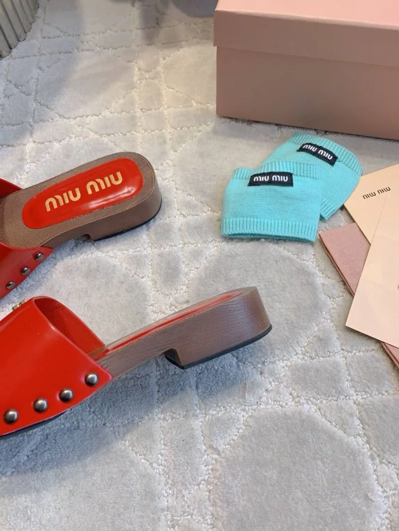Miu Miu Sandals Minimalist 15484