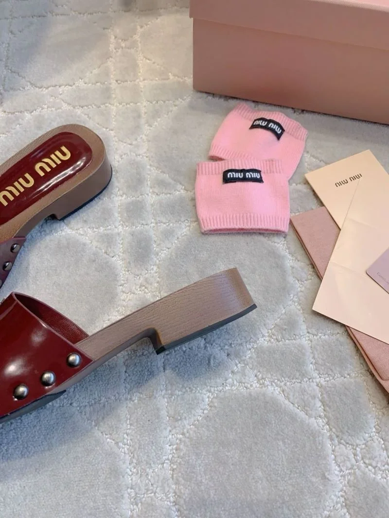 Miu Miu Sandals Unisex 15480