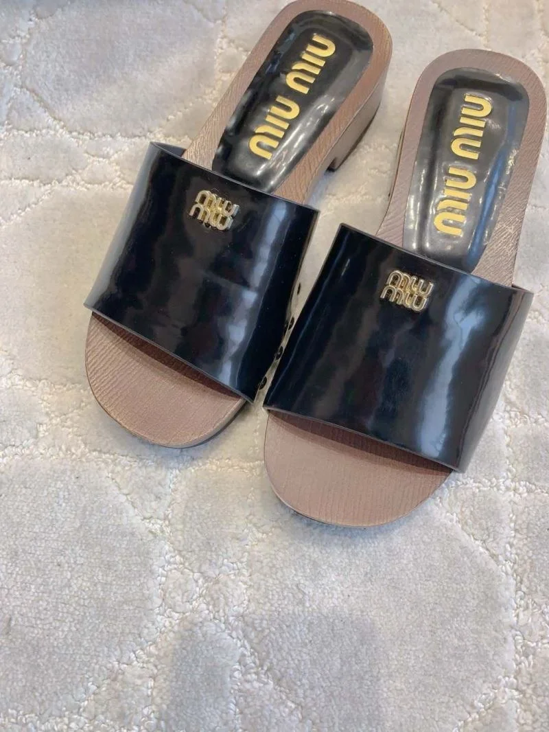 Breathable Miu Miu Sandals 15471