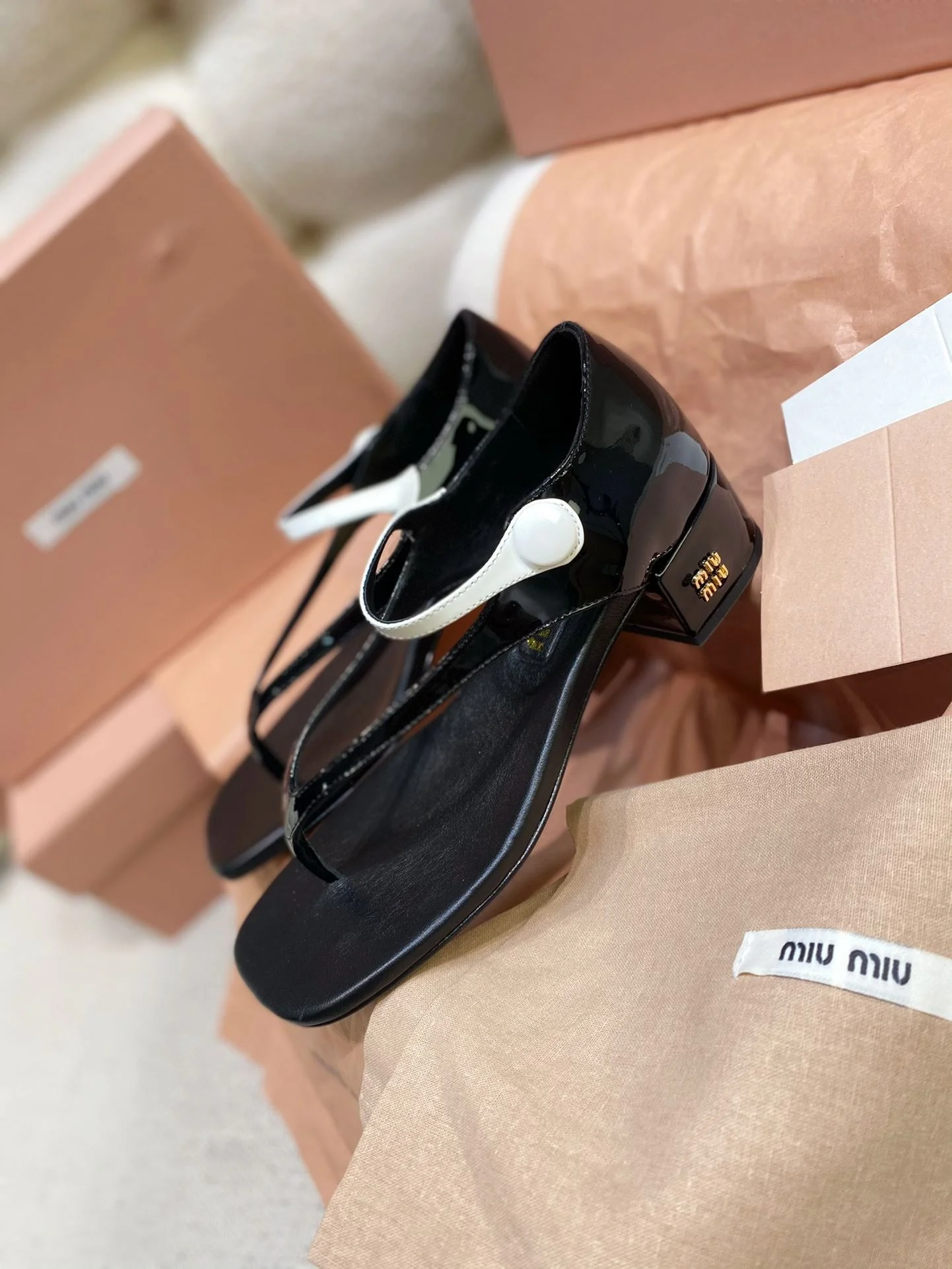 MoistureWicking Miu Miu Sandals 6132