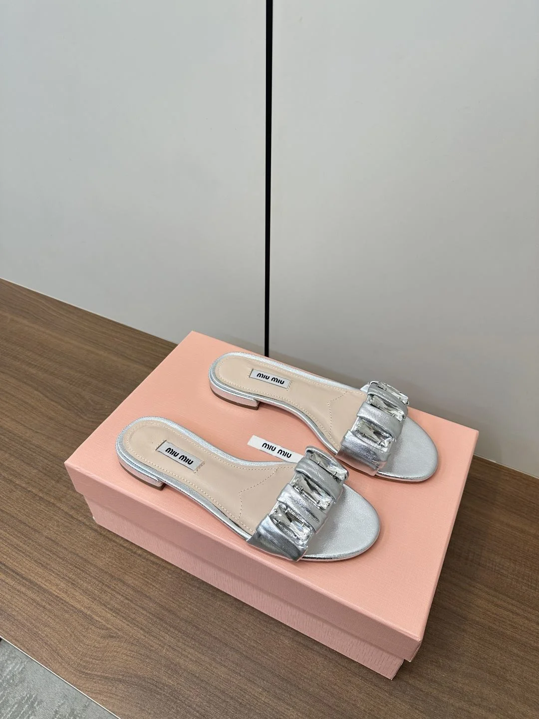 Trendsetting Miu Miu Sandals 6198