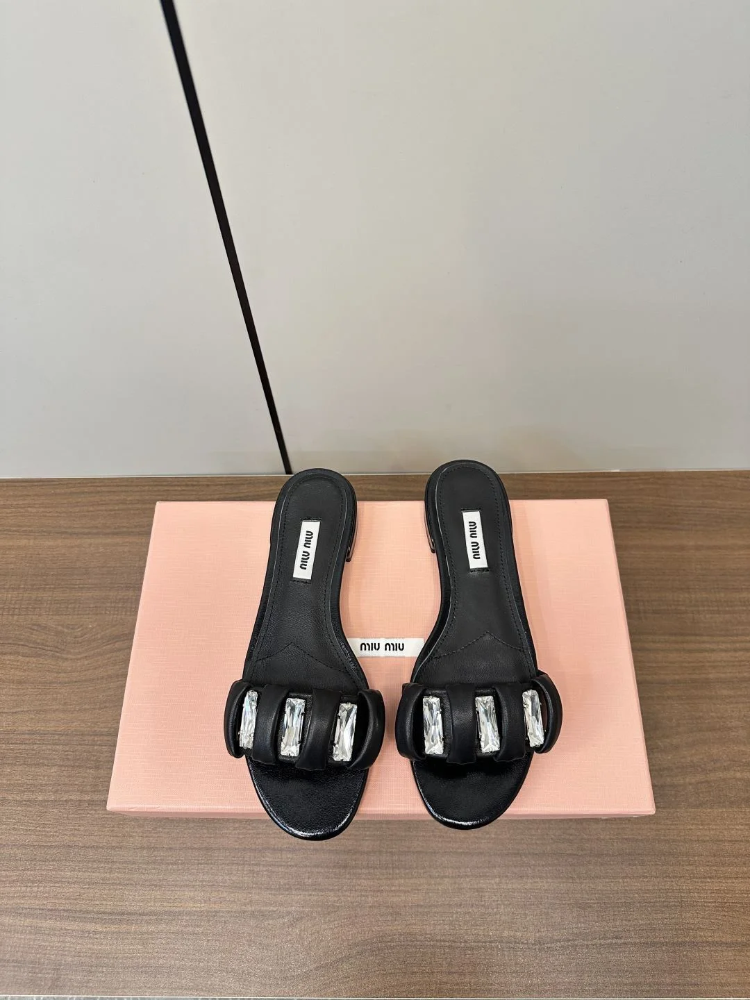 SmartChoice Miu Miu Sandals 6178